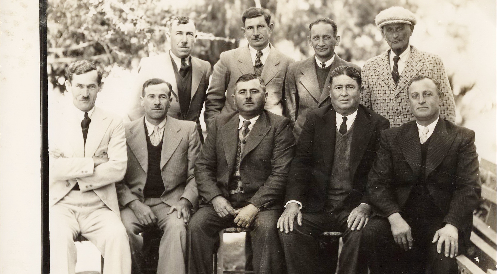 1935
